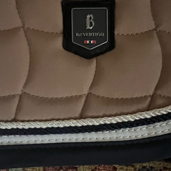 Horze All Purpose saddle pad - Picture 6 of 6